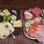 Lucia Bed & Breakfast