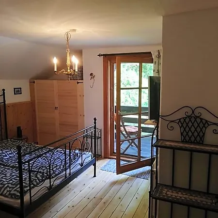 Lucia Bed & Breakfast