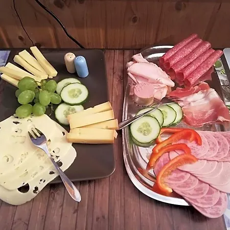 Lucia Bed & Breakfast *